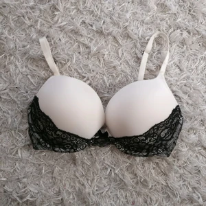  - Wow BH från Lindex Endast testad 