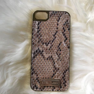  - Ormskinns skal till iPhone 5  