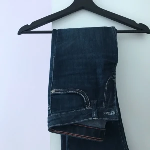  - Favorit jeans, verkligen! För små för mej, inte använda så mycket är i gott skick!
