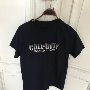  - Något liten i storleken. Hämtas i Uppsala eller skickas mot porto 