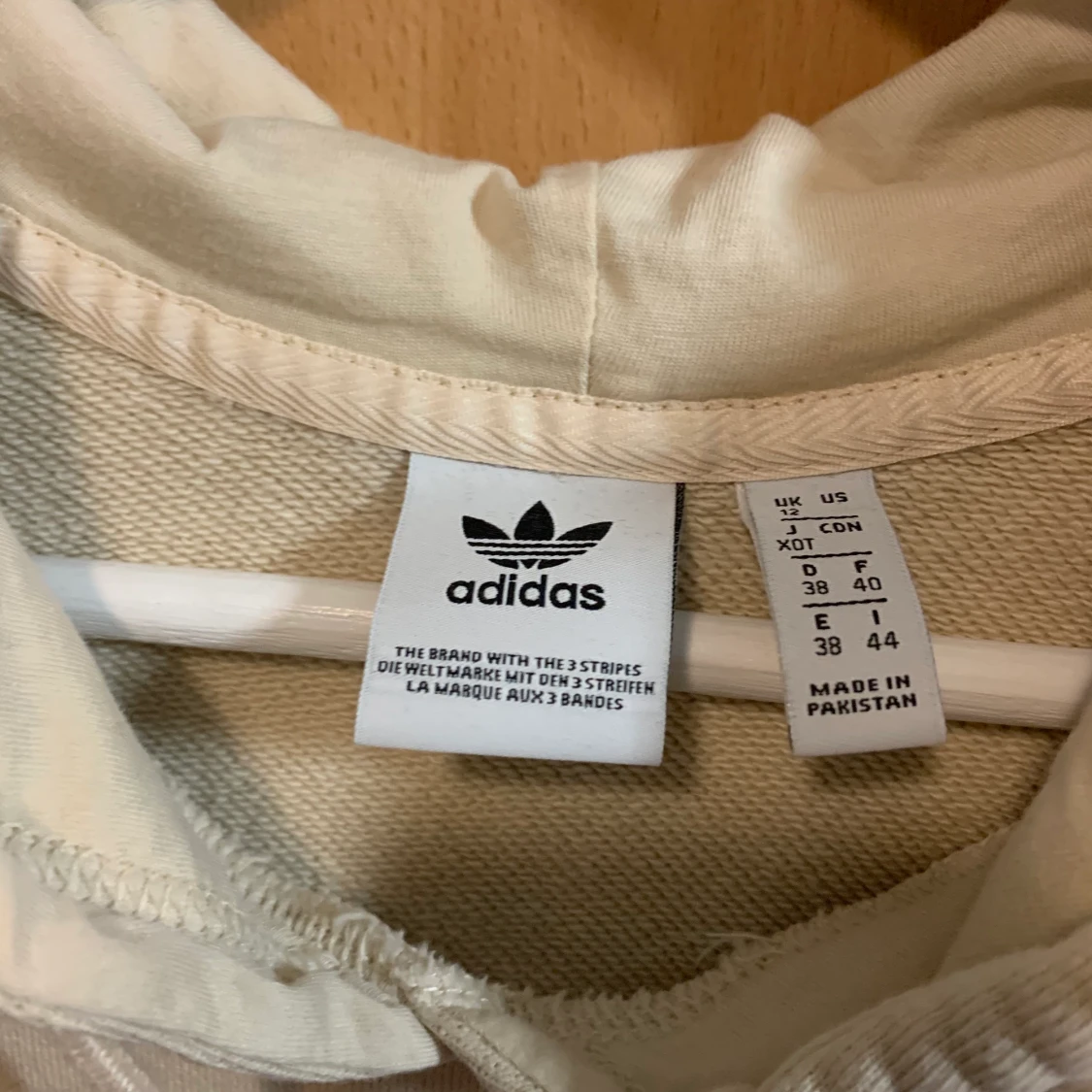 Adidas hoodie - 90