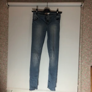 Skinny Jeans - Skinny Jeans från Lindex