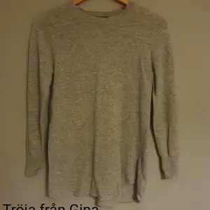 Mysig/varm grå tröja från gina tricot