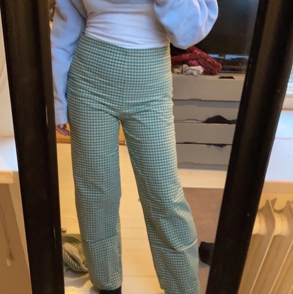 Egen sydda rutiga byxor 