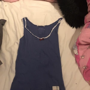 Odd Molly linne - Super gulligt och bekvämt linne äkta såklart tar endast swish och om jag ska posta tillkommer en frakt 💕