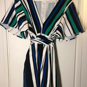 Playsuit från Missay - Randig playsuit storlek L mer som en M