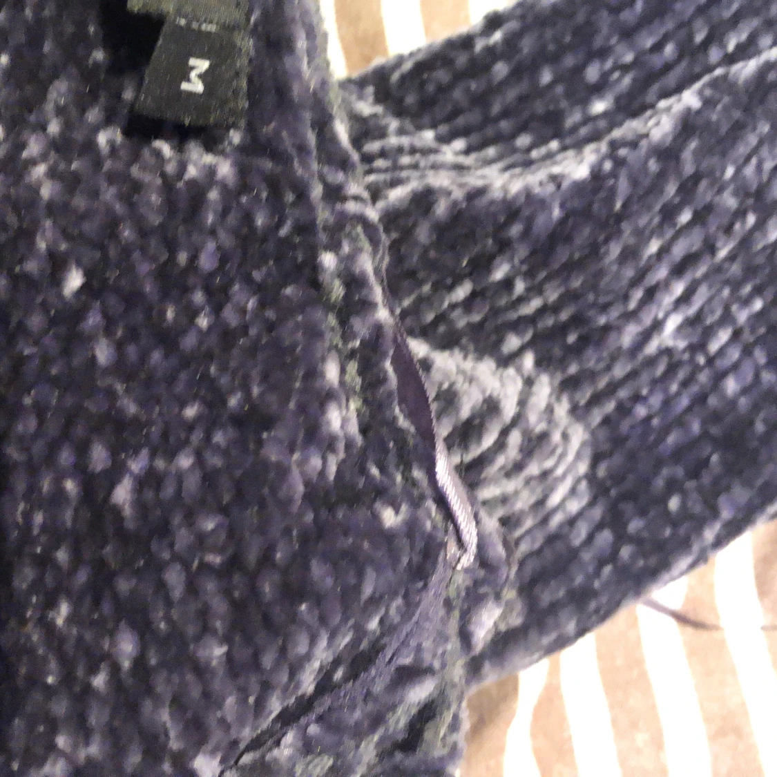 Mörkgrå lång kofta i storlek M - 90