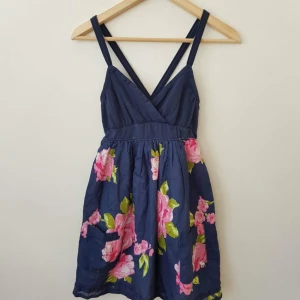  - 🌝Cutie dress from abecrombie over-knee length🍒