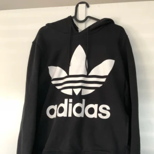  - Köpt för ca 2 veckor sen.  Nypris 700  Frågor? Skriv!💕👍🏼