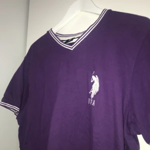  - Vintage t-shirt från Ralph Lauren. Stl L i herrstorlek. 