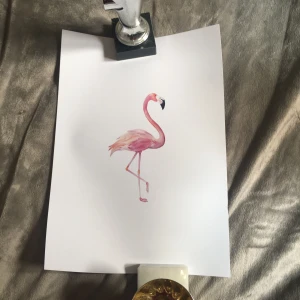  - Poster från desenio köpt i vintras men aldrig använts pga tyckte den var för liten för min egen smak. Kan mötas upp i Stockholm annars står du för frakten.