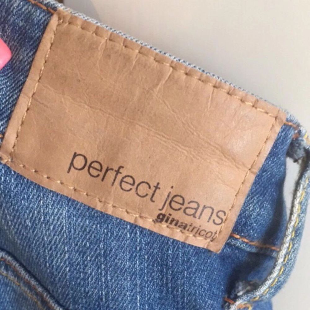 lisa jeans i storlek 36 inköpta | Plick Second Hand