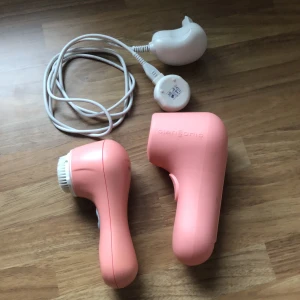 Clarisonic - Clarisonic Mia 2, använd cirka 2 gånger. Som ny. Nytt borsthuvud går att köpa 