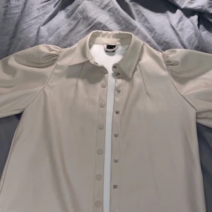 Ginatricot - Jättefin skinn tröja/ topp från Gina. Aldig använd. Stl M🤍 original pris 250 mitt pris 100+ frakt