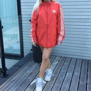 Adidas windbreaker - Storlek L