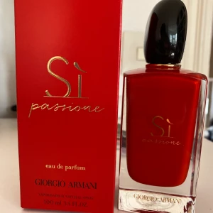 Giorgio Armani - Sí Passione, EdP - Säljer denna i princip hel, nypris 1169kr