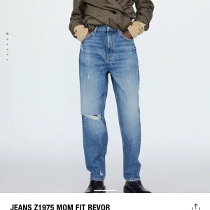 Zara jeans - Supersnygga jeans från Zara, helt nya med prislappar kvar