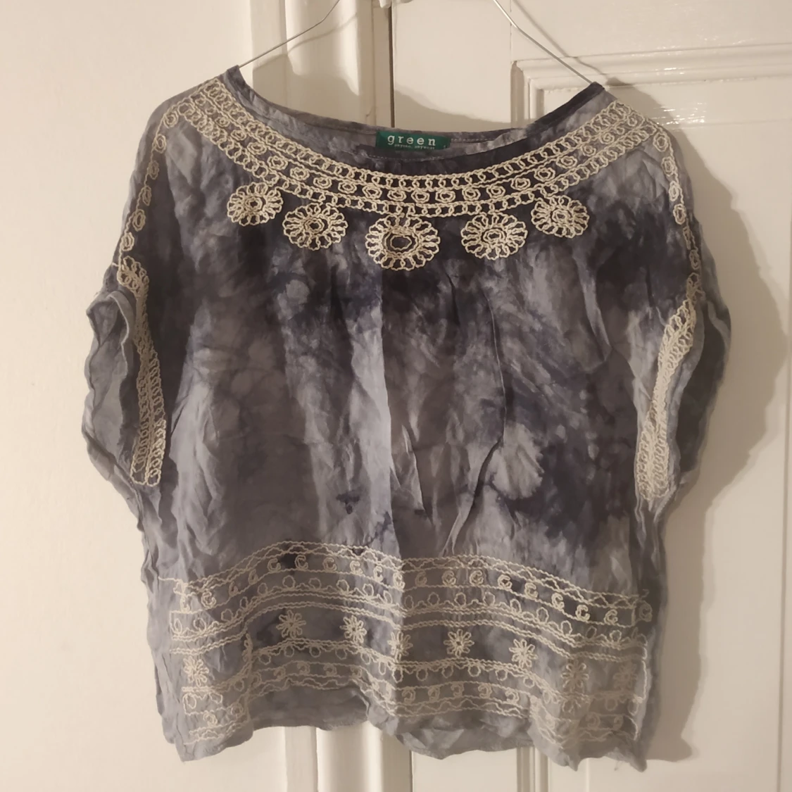 Blå tröja broderi  - 91