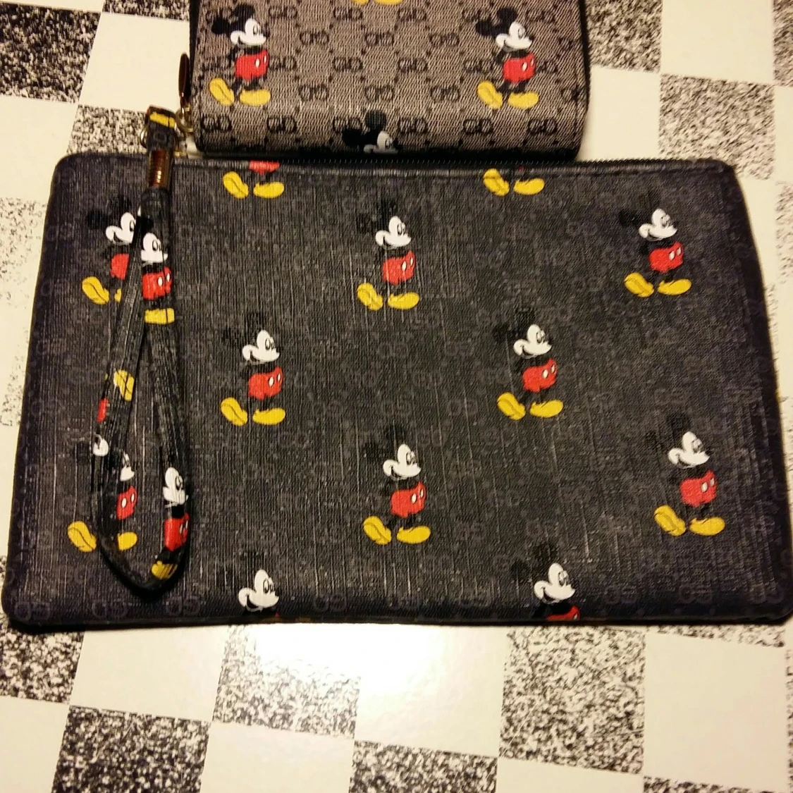 MUSSE PIGG VÄSKA O PLÅNBOK  ( NYTT)