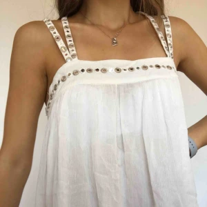  - Fick den i present, därför priset är borta. Tyvärr passar den inte och kan ej lämna tillbaka den. Frakt ingår i priset!