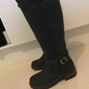  - Stövlar från dasia storlek 37