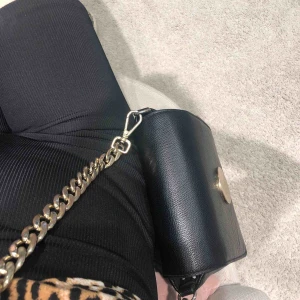  - Säljer min älskade väska från hm. 