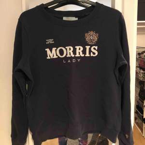 En marinblå Morris tröja, bra skick säljs pga för liten!