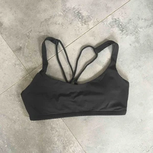  - Lululemon flow sport bra black / sportBH svart