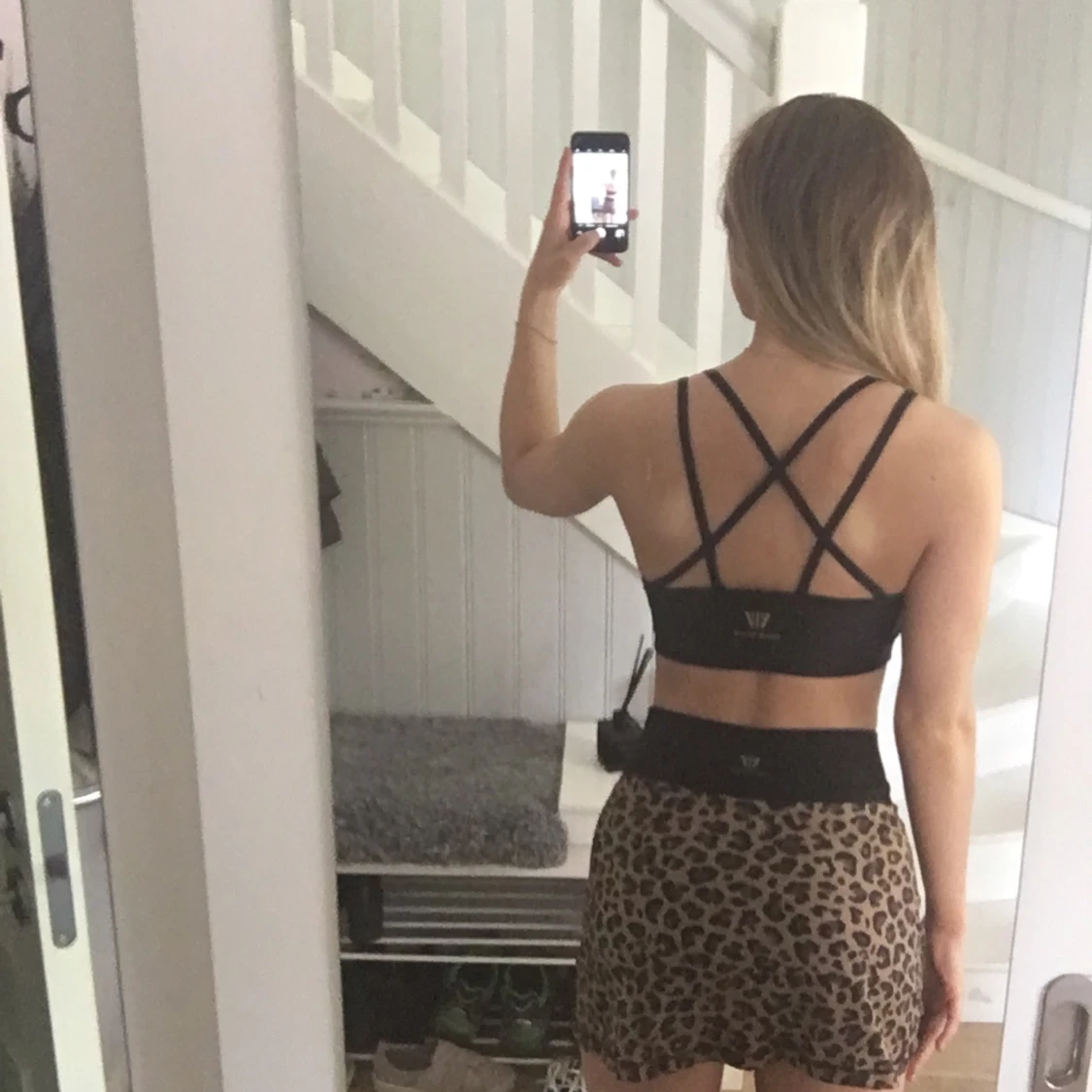 Leopardmönstrad sett. - 90