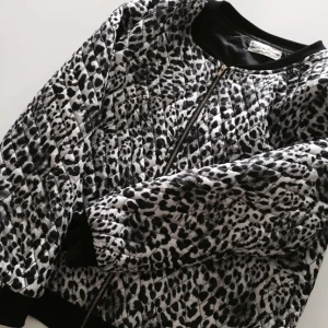  - Oanvänd bomberjacka, som ny! 