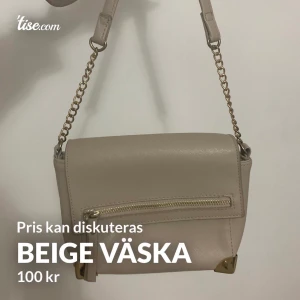 Väska - Pris kan diskuteras🦋