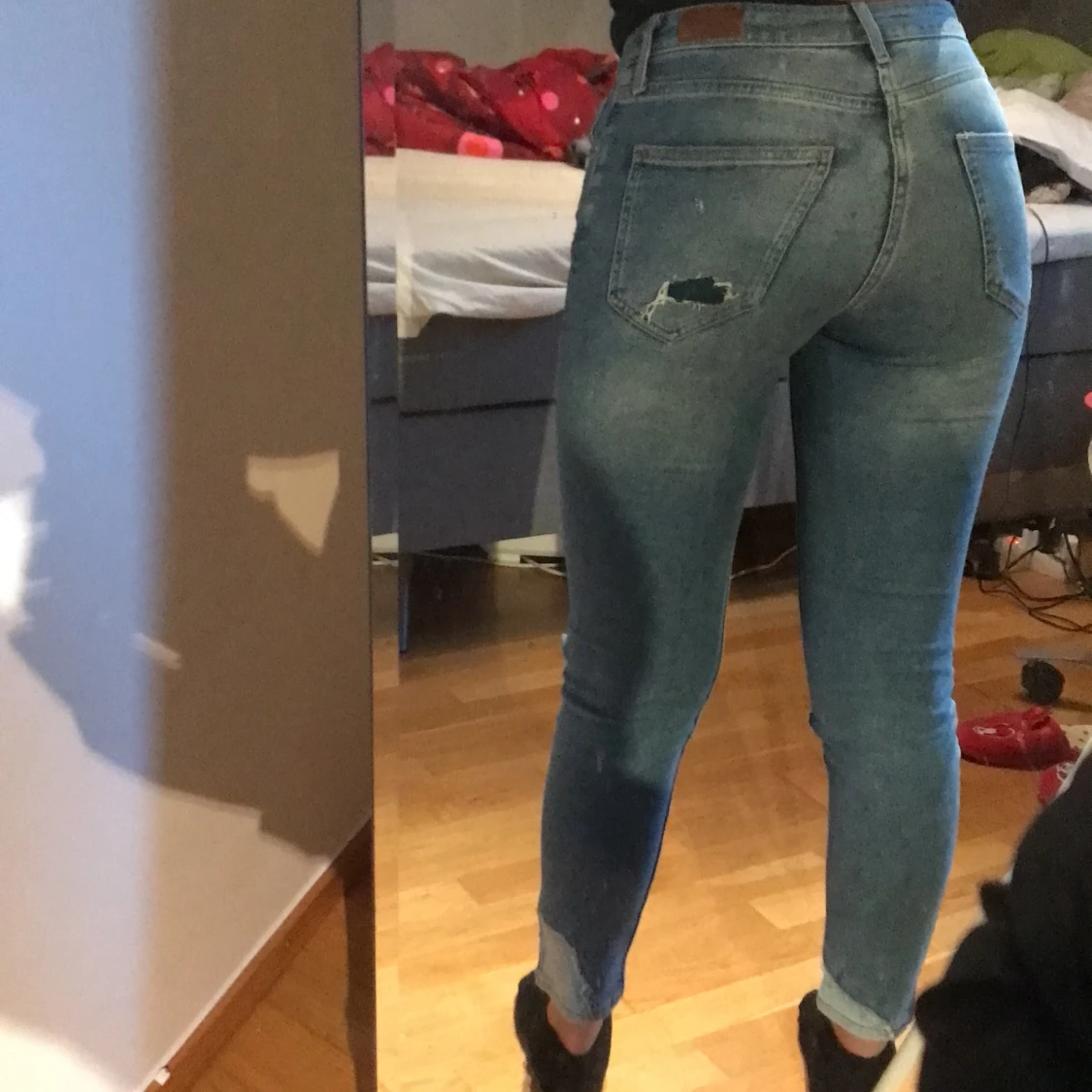 Lågmidjade ripped jeans