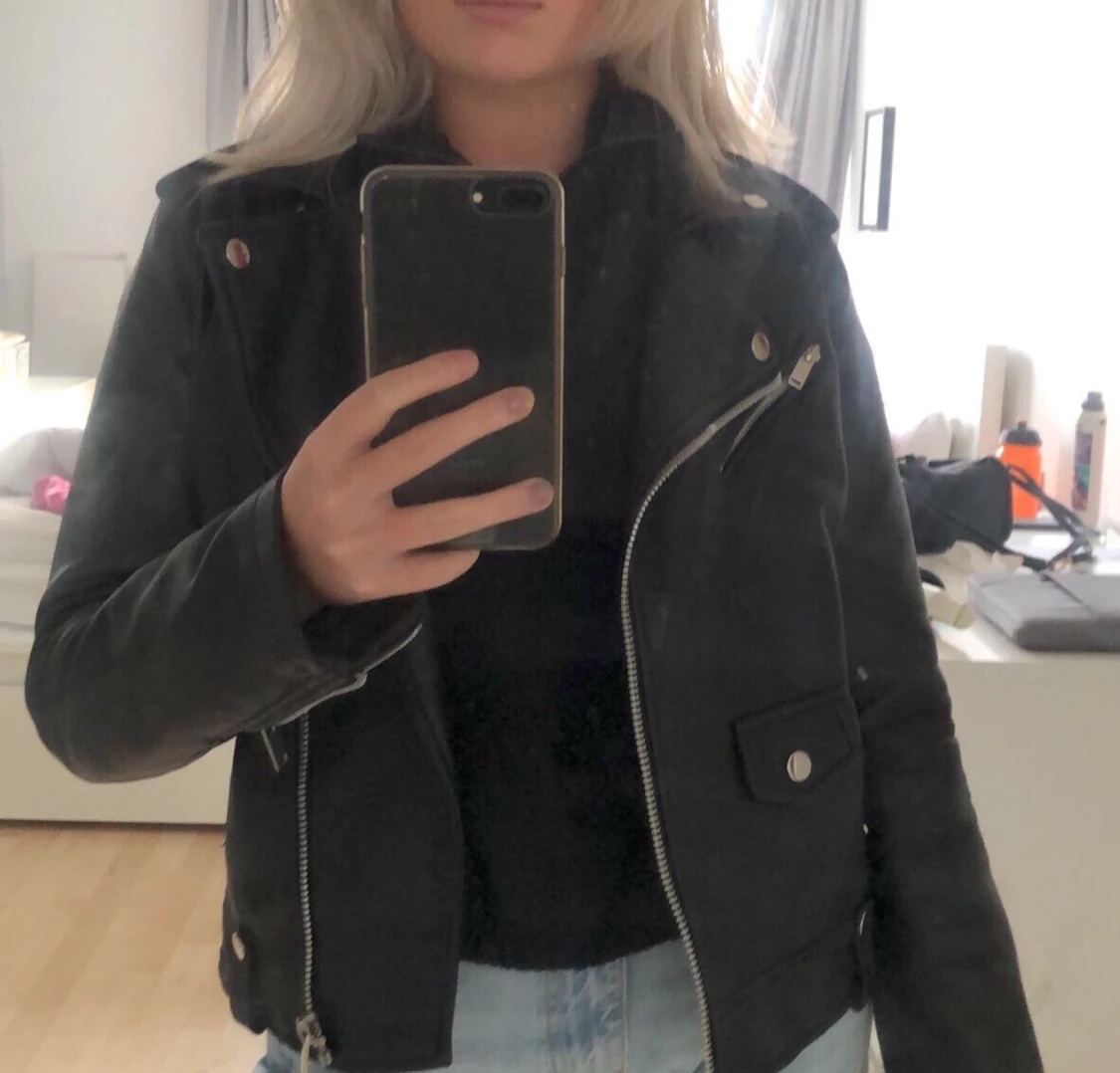 Skinnjacka strl M - 90