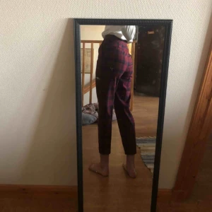 Byxor - Superfina kostymbyxor från pull&bear. Jag kan mötas upp i Norrköping eller i Nyköping, alternativt posta mot fraktkostnad. 