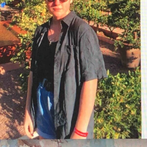  - Snygg t shit skjorta köpt på humana toppenskick