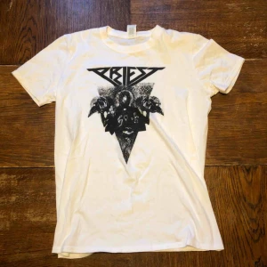  - Tjejstorlek - Kan hämtas i Uppsala eller skickas mot fraktkostnad 