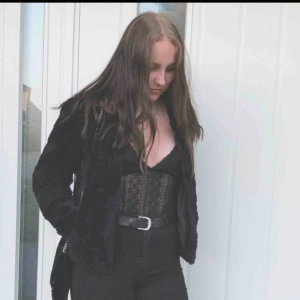  - Säljer min pälsjacka från Vero Moda.  Jättefin men för liten för mig.  Buds gärna men inga skambud.