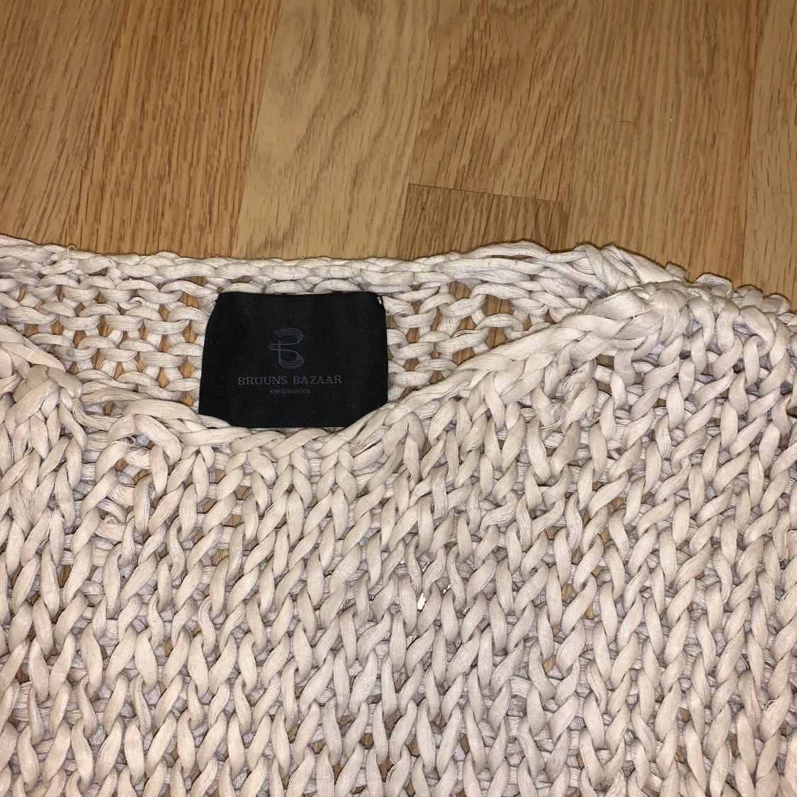 BRUUNS BAZAAR TRÖJA S - 90