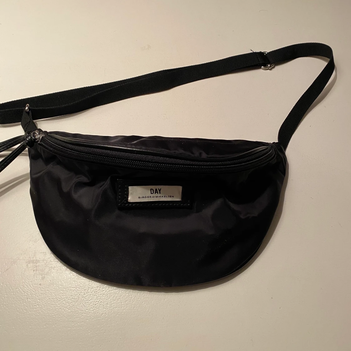 Day midjeväska
