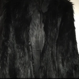 Pälsjacka HM -  från hm storlek M