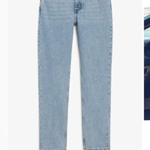 Monki mon jeans - Säljer dessa supersnygga mom jeans från monki. Säljer pga har många liknade så kommer ej till användning. Är i bra skick och har inga slitningar eller fläckar osv. (priset är diskutebart)