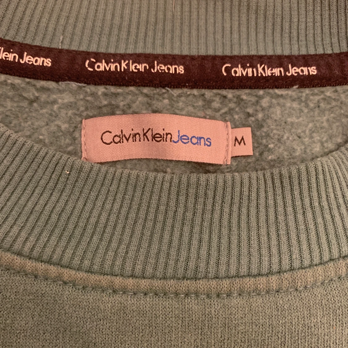Calvin Klein tjock tröja  - 90