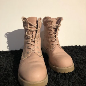 Vinter skor - Varma, bekväma, fötterna svettas inte. Priset är förhandlingsbart