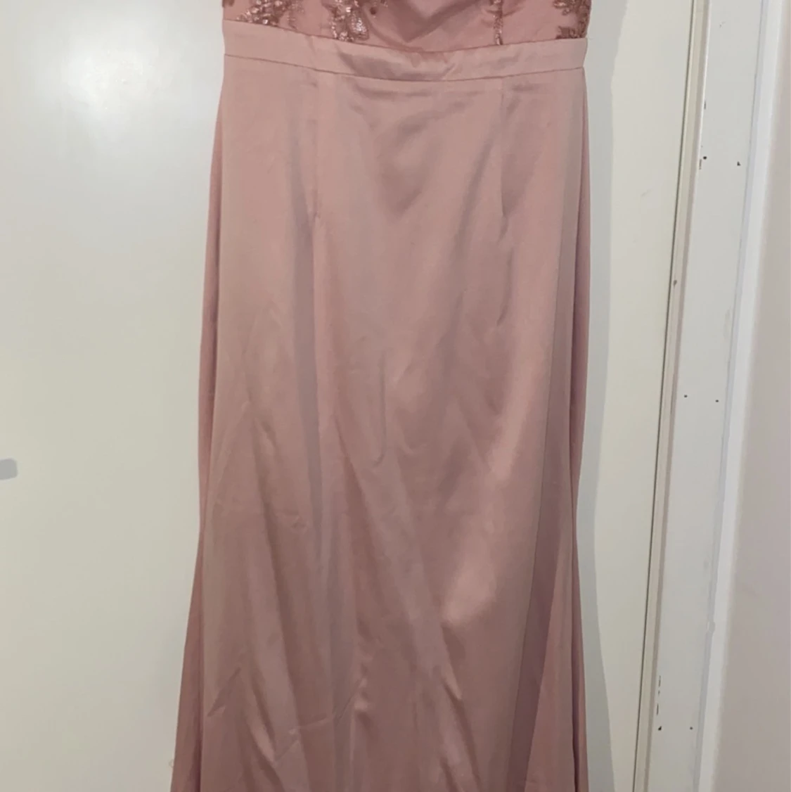 Rosa festklänning stl38