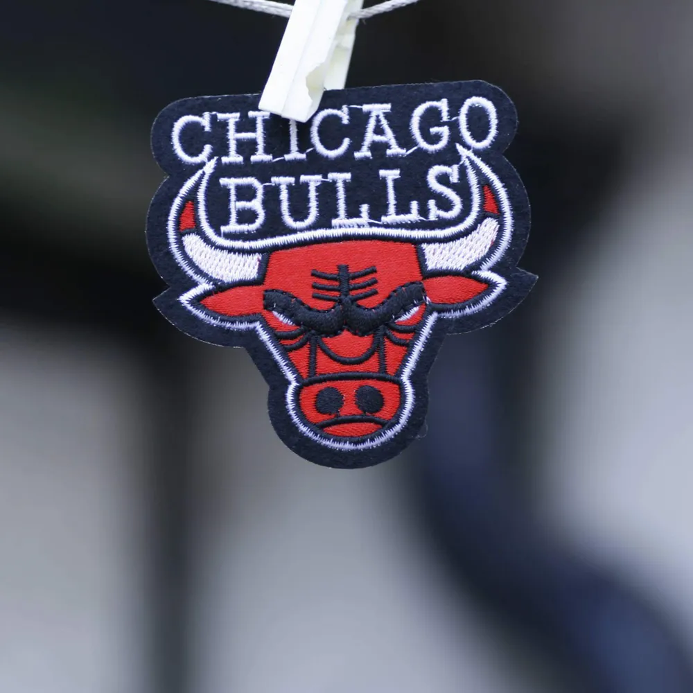 Chicago Bulls tygmärke 35kr inkl frakt! Ca 7,5 x 7,5 cm. Accessoarer.
