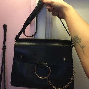  - Väska från glitter. 