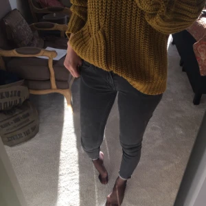  - Tiger of Sweden blank jeans, size 28, slender/slim fit. 