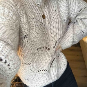  - En fin stickad, rosa🌸👚👙👛tröja från Gina! EXKLUSIVE frakt