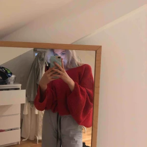  - Röd tröja från NAKD 🤜🏼🤜🏼aldrig använd 