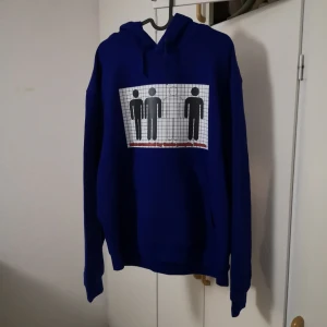  - Detta är ett plagg från mitt brand "BerBer*" tar beställningar och det kan ta ett tag innan de kommer fram då de görs på beställning :) Fair Wear och Oeko-tex certifierade. 